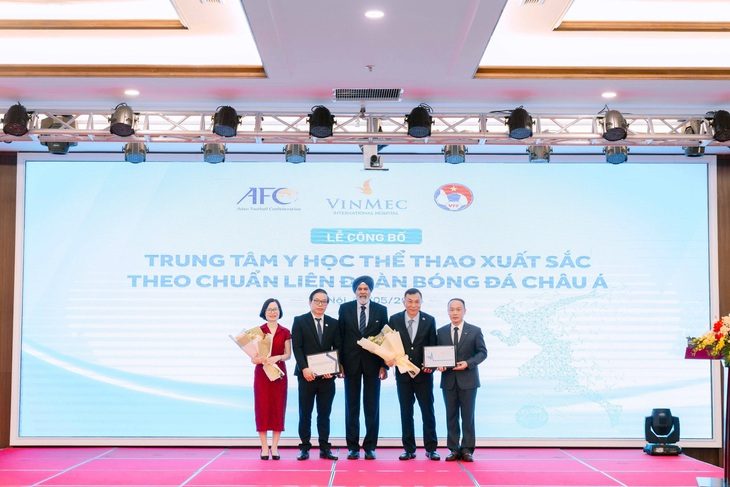 Trung tâm Chấn thương chỉnh hình và Y học thể thao Vinmec được công nhận là một trong 12 trung tâm xuất sắc châu lục đạt được chứng nhận theo chuẩn của Liên đoàn bóng đá Châu Á (AFC). Ảnh: Đ.H Trung tâm Chấn thương chỉnh hình và Y học thể thao Vinmec được công nhận là một trong 12 trung tâm xuất sắc châu lục đạt được chứng nhận theo chuẩn của Liên đoàn bóng đá Châu Á (AFC) - Ảnh: Đ.H