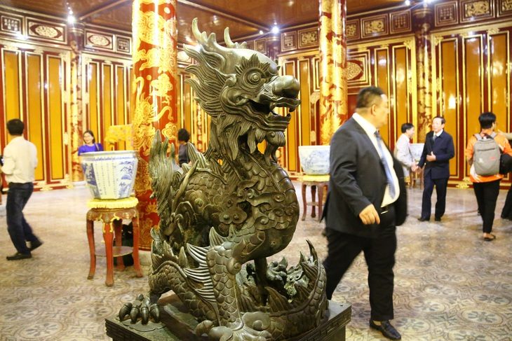 bao-vat-quoc-gia-o-hue-7-1735877637376375134348 Điều thú vị của 4 bảo vật quốc gia vừa công nhận ở Huế - Ảnh 1.