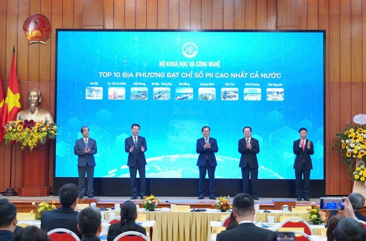 z6180797024378dc8104f4314f7a0489e6767ea133aa91-1735553275691682543093 Bắc Giang vượt lên top 10 địa phương dẫn đầu chỉ số đổi mới sáng tạo năm 2024 - Ảnh 1.